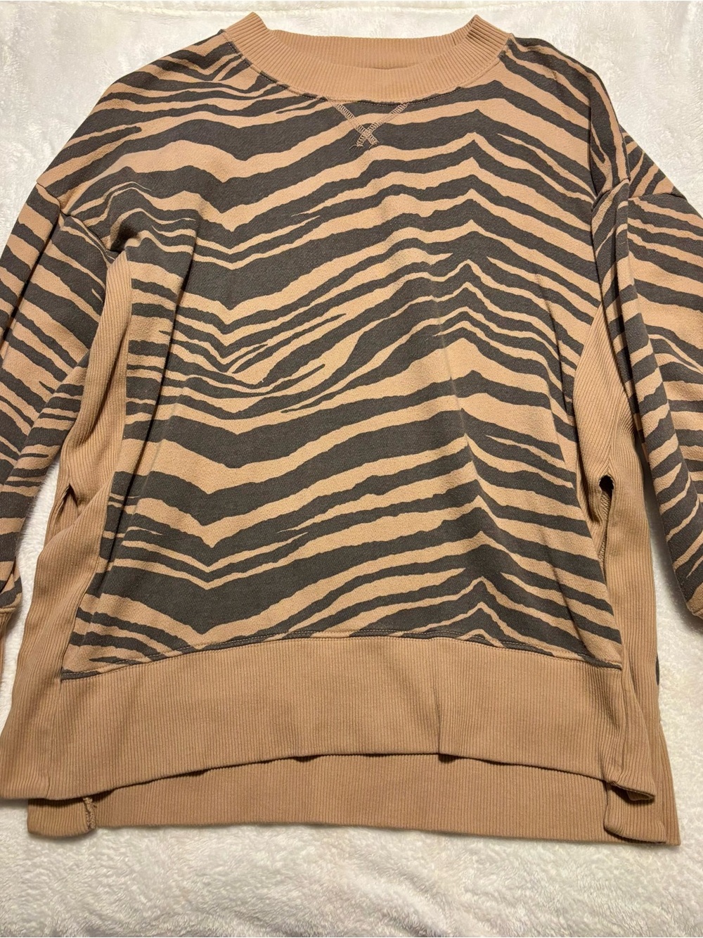American Eagle Outfitters Tan and Black Zebra-Print Crewneck Sweatshirt